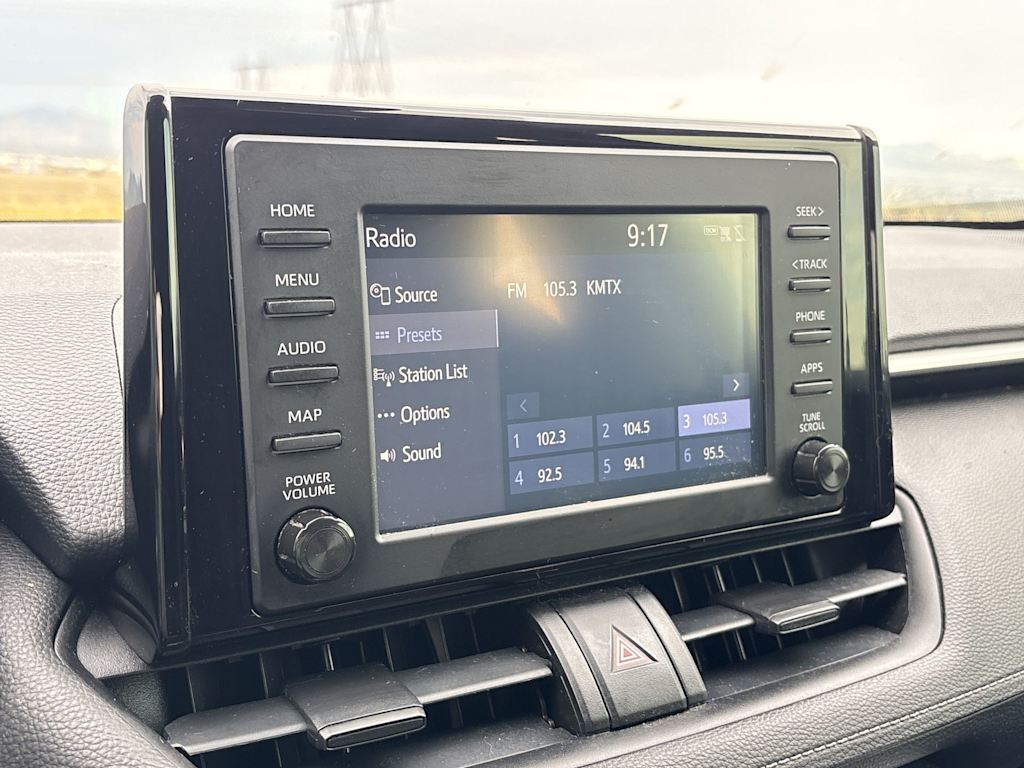 Thumbnail: 2019 Toyota RAV4 - 7