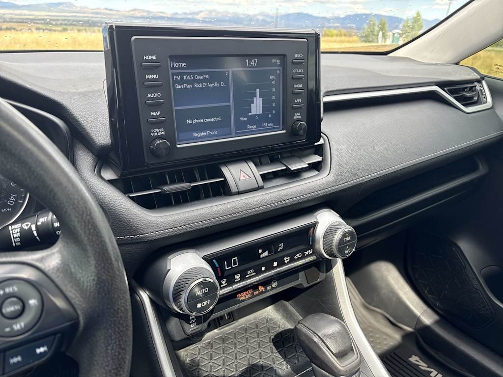 Thumbnail: 2019 Toyota RAV4 - 12
