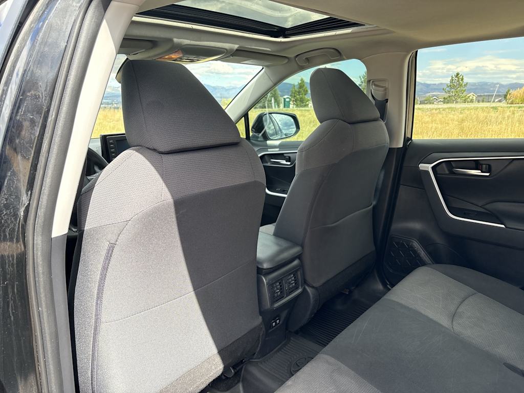 Thumbnail: 2019 Toyota RAV4 - 11
