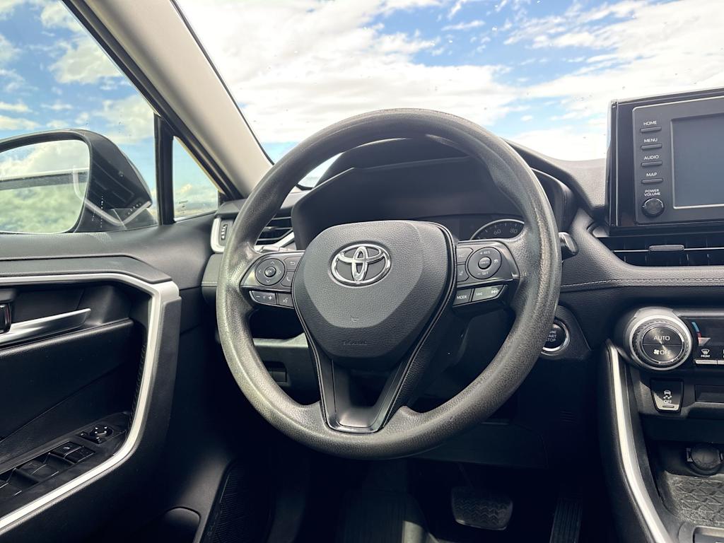 Thumbnail: 2019 Toyota RAV4 - 8