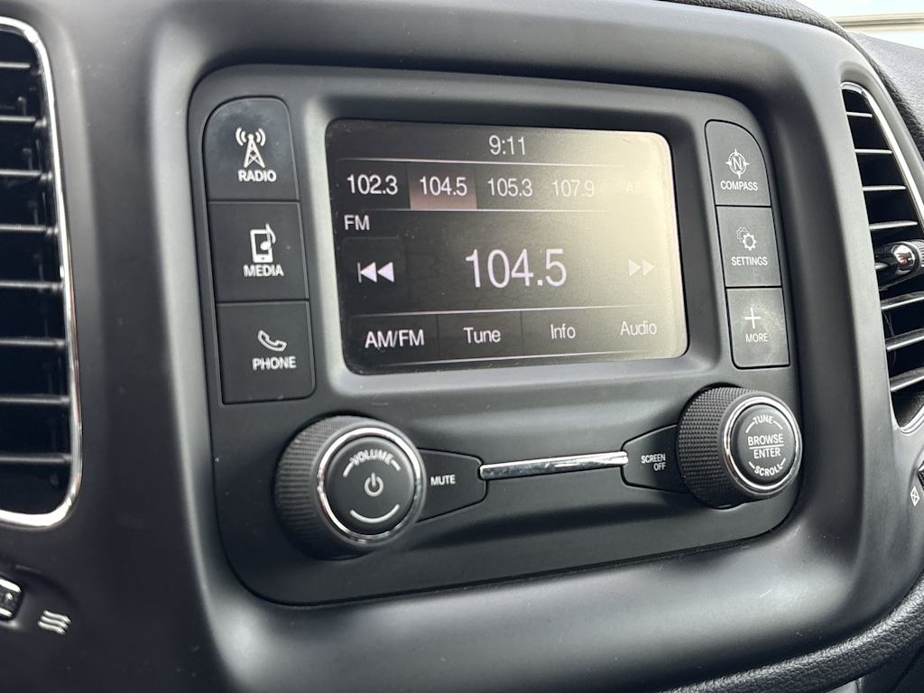 Thumbnail: 2018 Jeep Compass - 31
