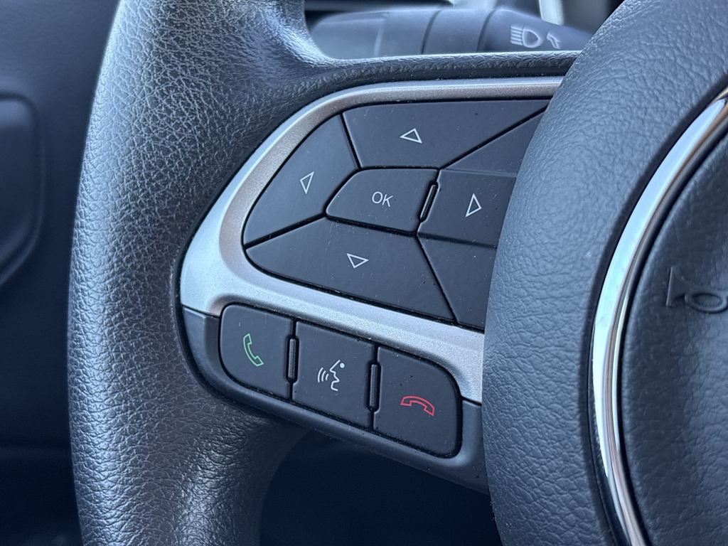 Thumbnail: 2018 Jeep Compass - 33