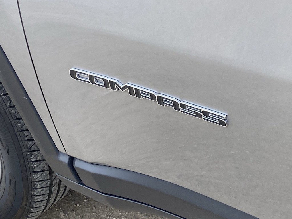 Thumbnail: 2019 Jeep Compass - 6