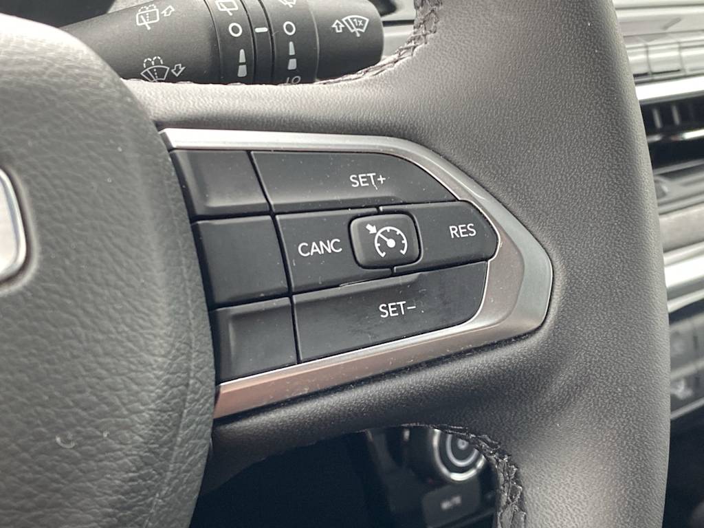 Thumbnail: 2025 Jeep Compass - 34