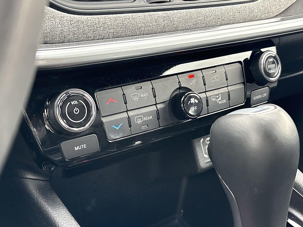 Thumbnail: 2024 Jeep Compass - 29