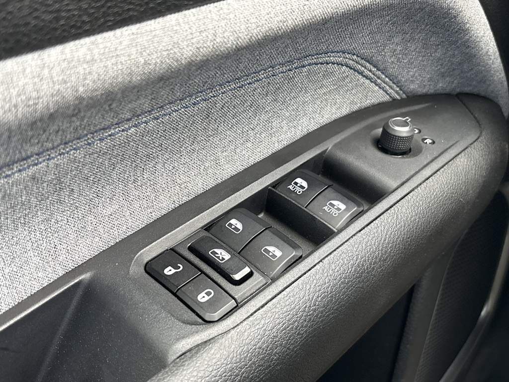 Thumbnail: 2024 Jeep Compass - 25