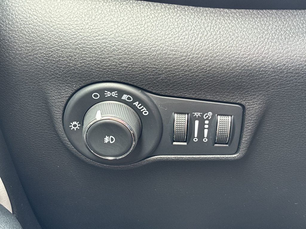 Thumbnail: 2024 Jeep Compass - 26
