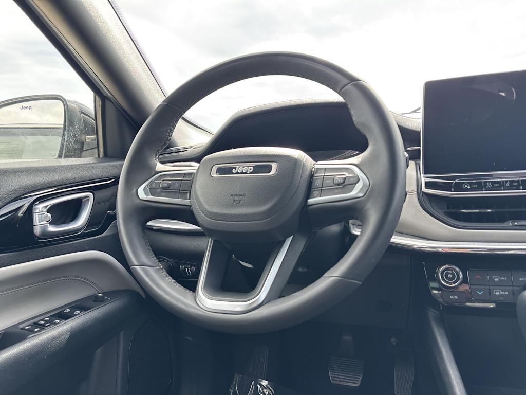 Thumbnail: 2024 Jeep Compass - 8