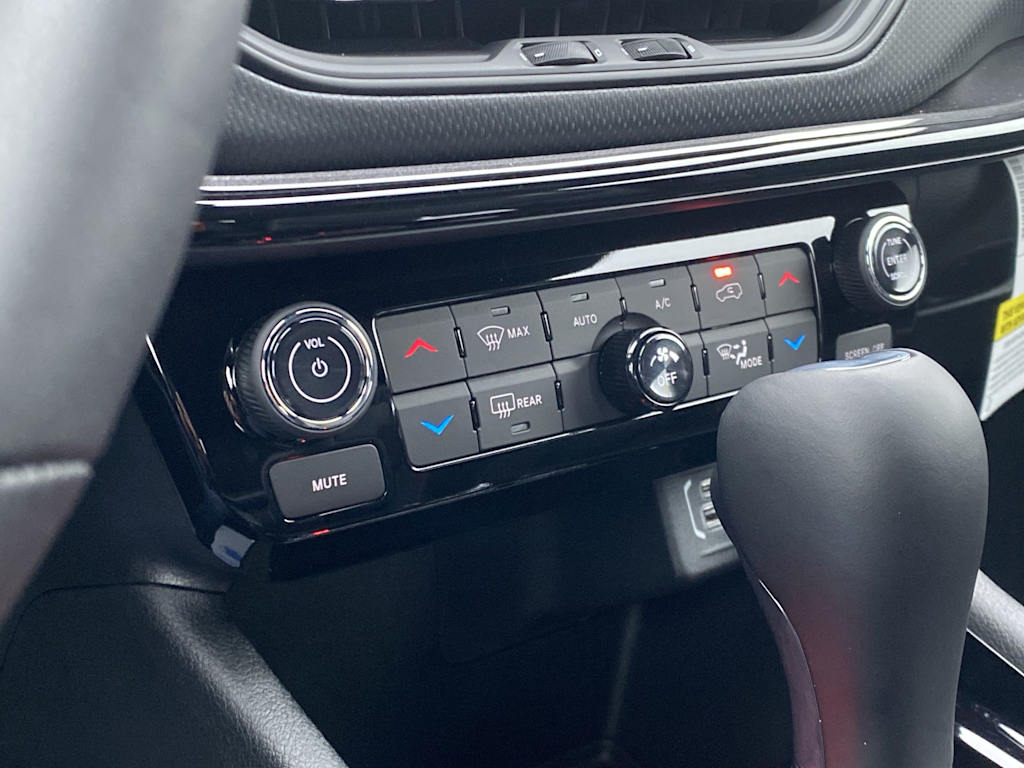 Thumbnail: 2026 Jeep Compass - 27