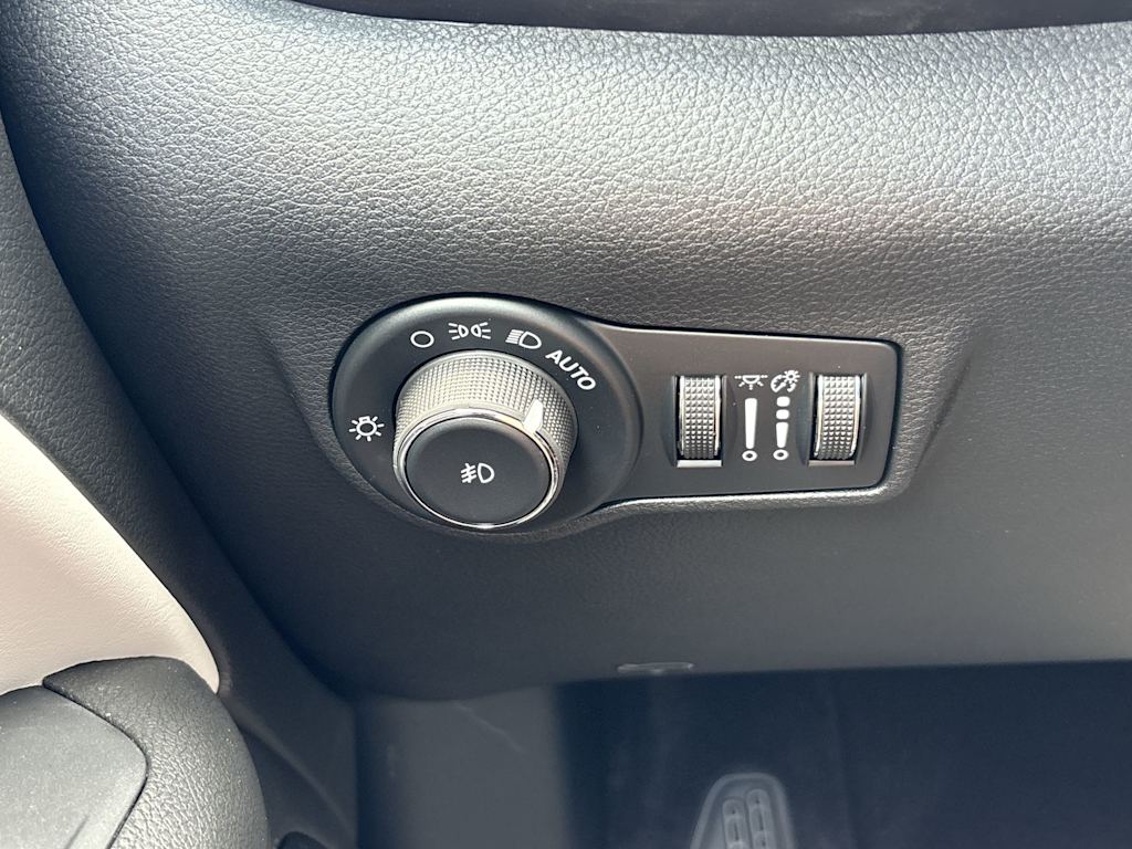 Thumbnail: 2026 Jeep Compass - 28