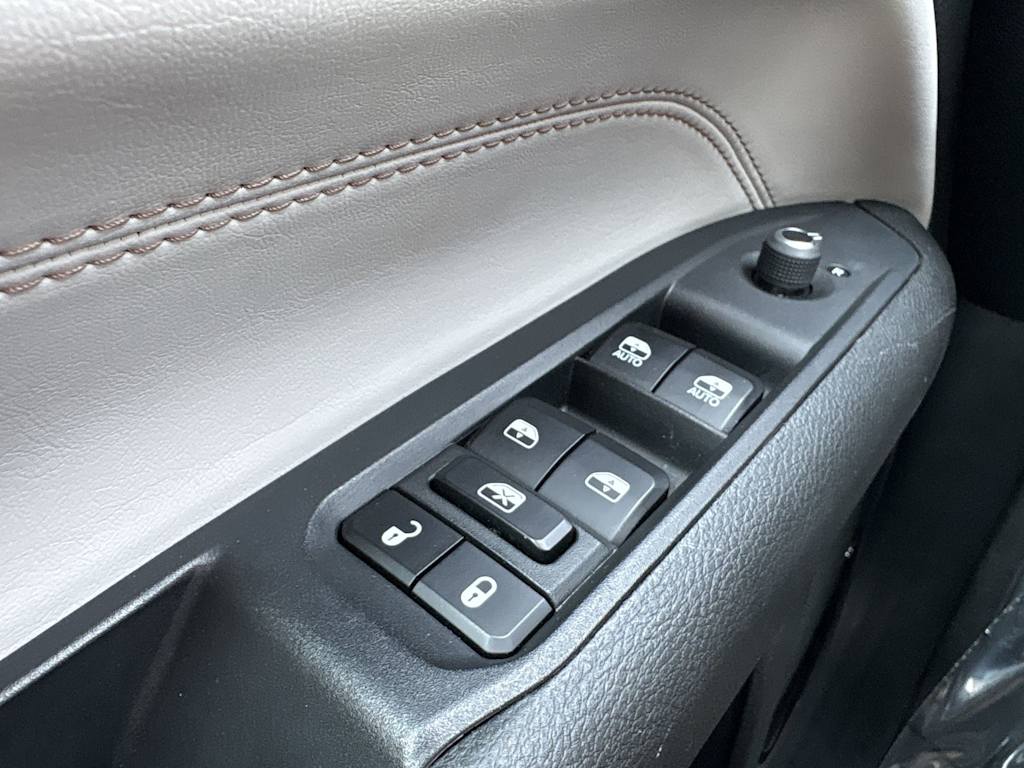Thumbnail: 2024 Jeep Compass - 26