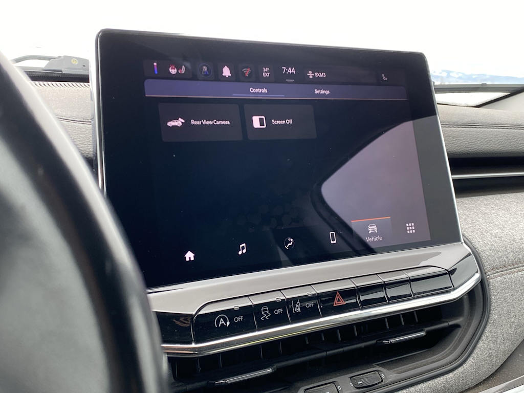 Thumbnail: 2022 Jeep Compass - 38