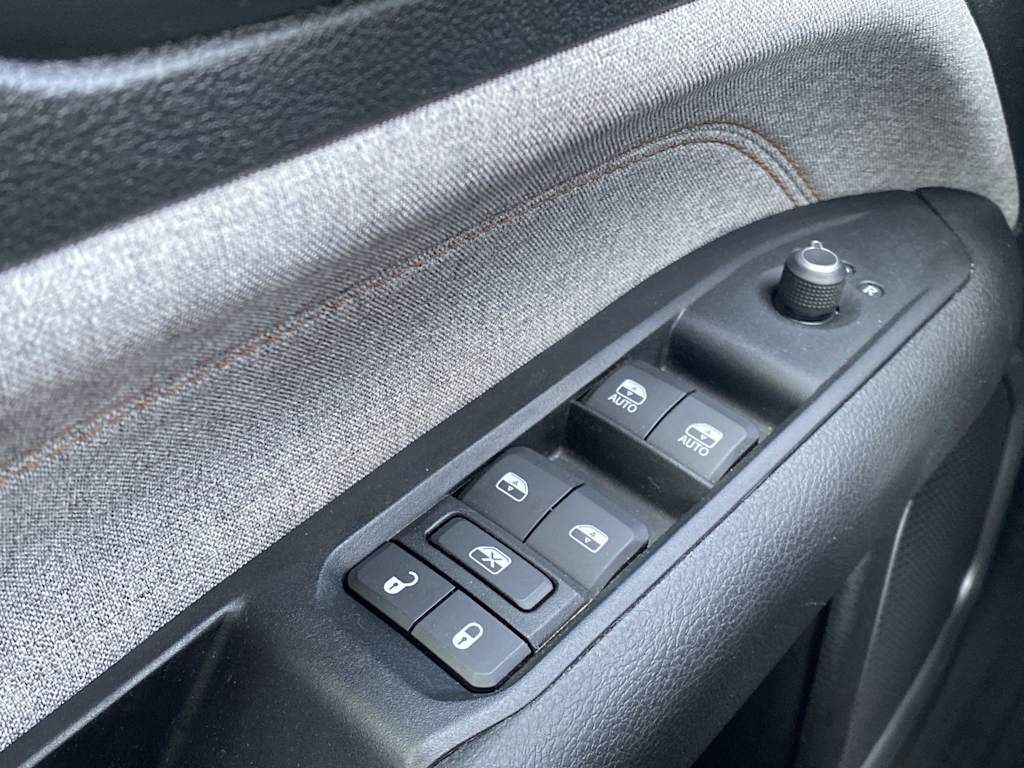 Thumbnail: 2022 Jeep Compass - 26