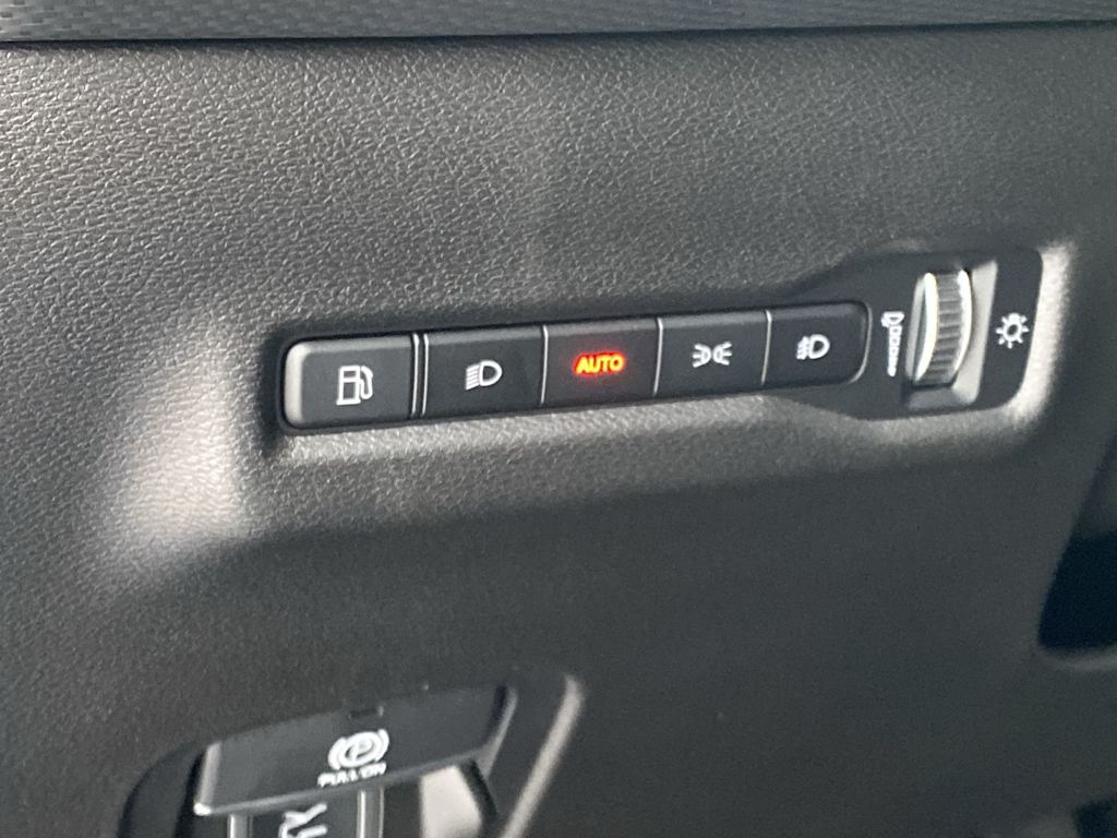 Thumbnail: 2026 Jeep Cherokee - 28