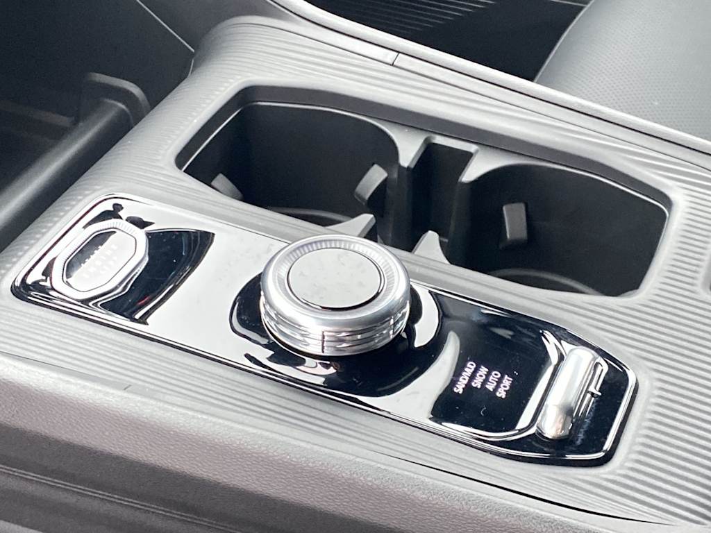 Thumbnail: 2026 Jeep Cherokee - 13