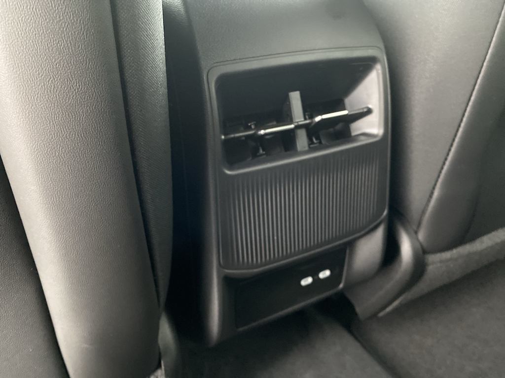 Thumbnail: 2026 Jeep Cherokee - 37