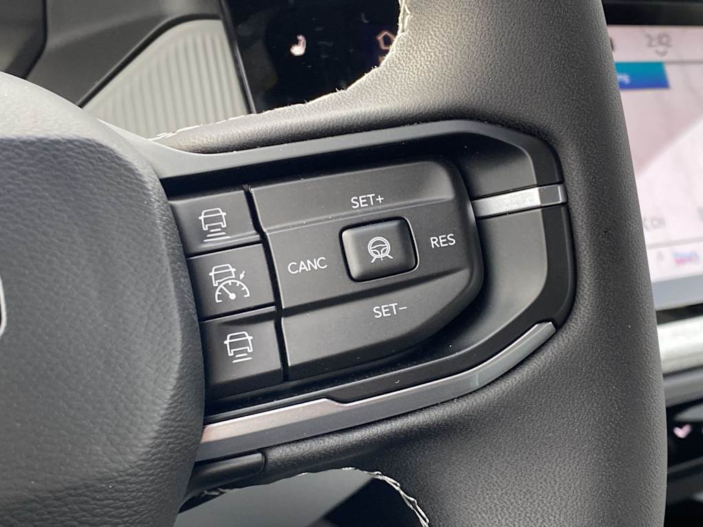 Thumbnail: 2026 Jeep Cherokee - 34