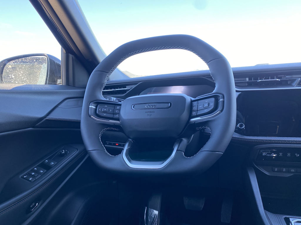 Thumbnail: 2026 Jeep Cherokee - 8