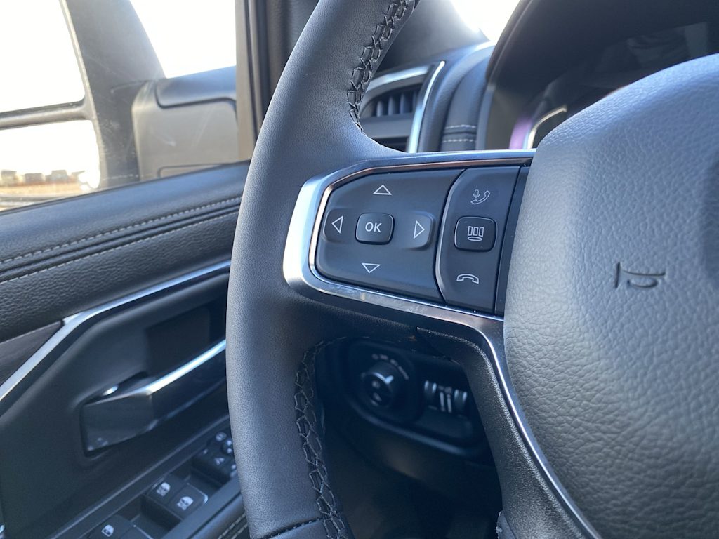 2026 RAM 3500 Laramie - Photo 28