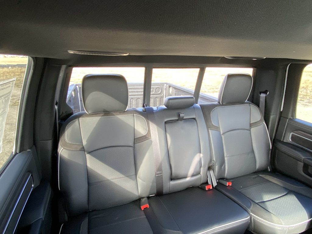 2026 RAM 3500 Laramie - Photo 9