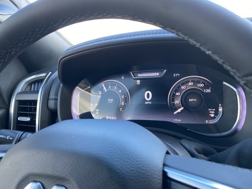 2026 RAM 3500 Laramie - Photo 11