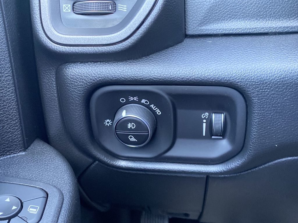 Thumbnail: 2026 RAM 3500 - 26