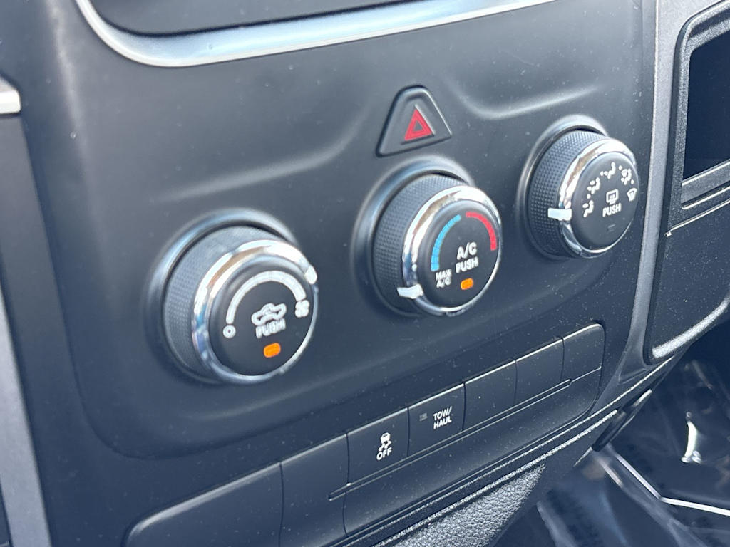 Thumbnail: 2021 RAM 1500 - 26