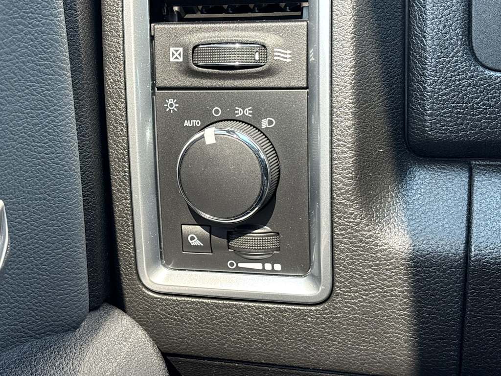 Thumbnail: 2021 RAM 1500 - 12