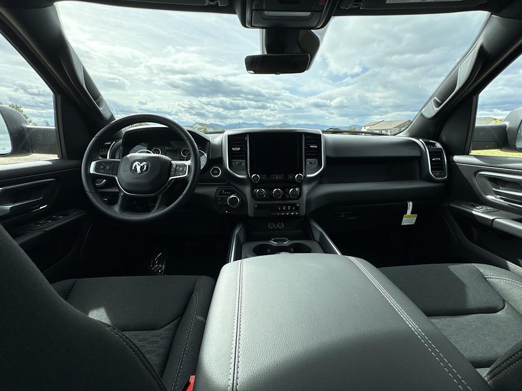 Thumbnail: 2026 RAM 1500 - 2