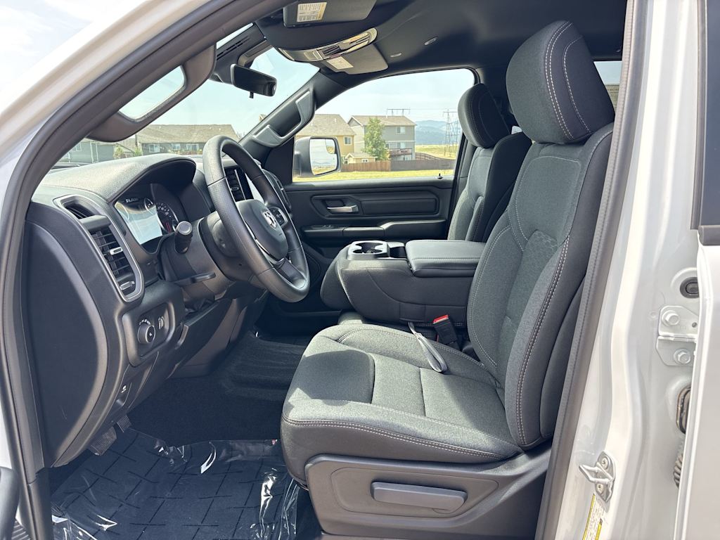Thumbnail: 2026 RAM 1500 - 9