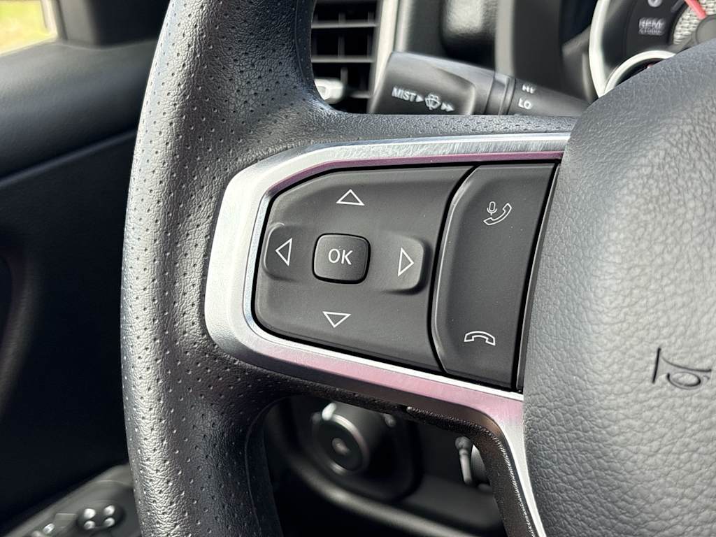 Thumbnail: 2026 RAM 1500 - 33
