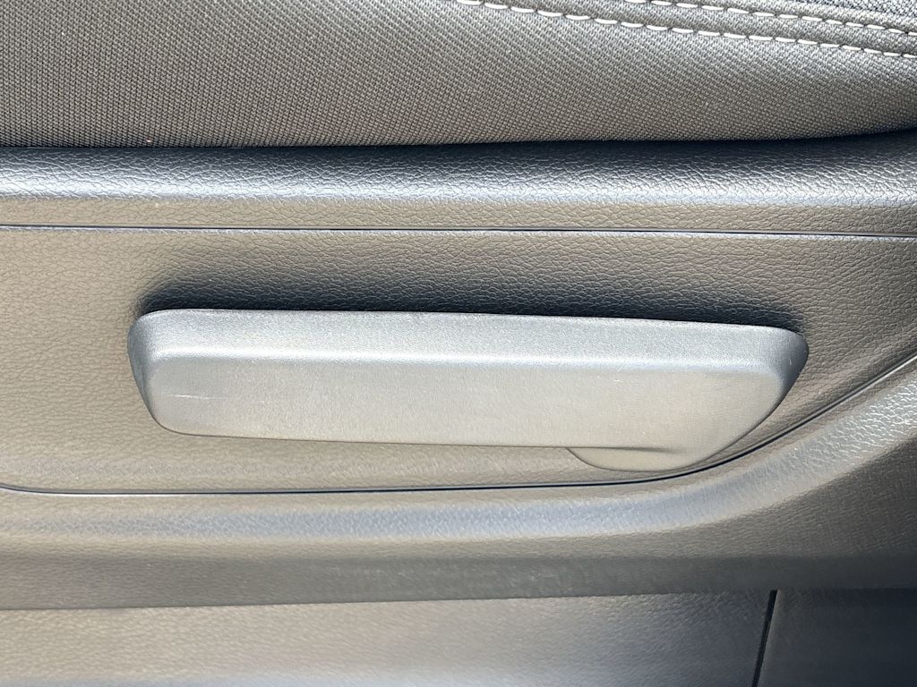 Thumbnail: 2026 RAM 1500 - 26