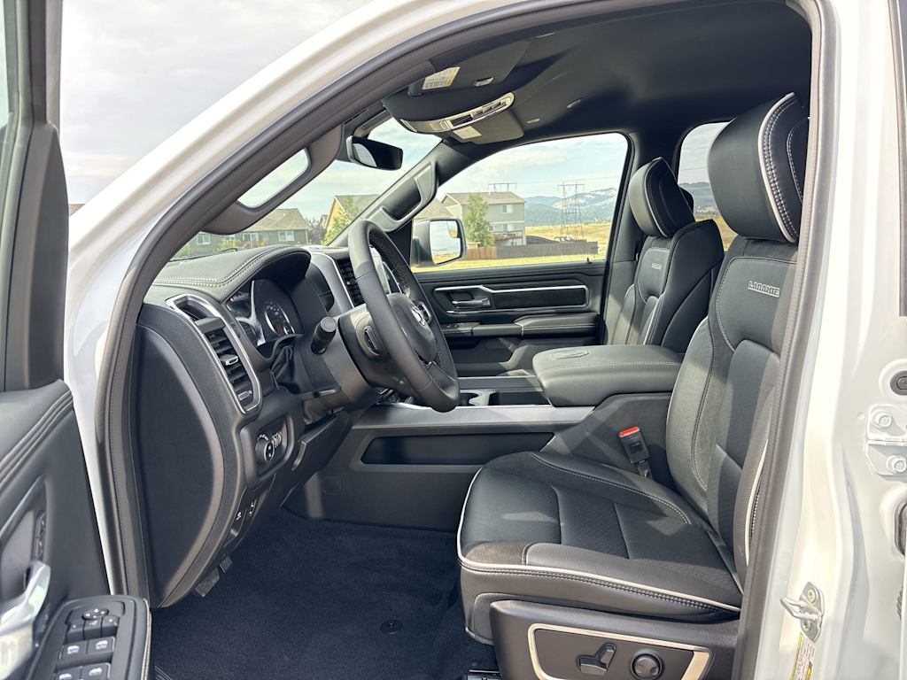 Thumbnail: 2026 RAM 1500 - 9