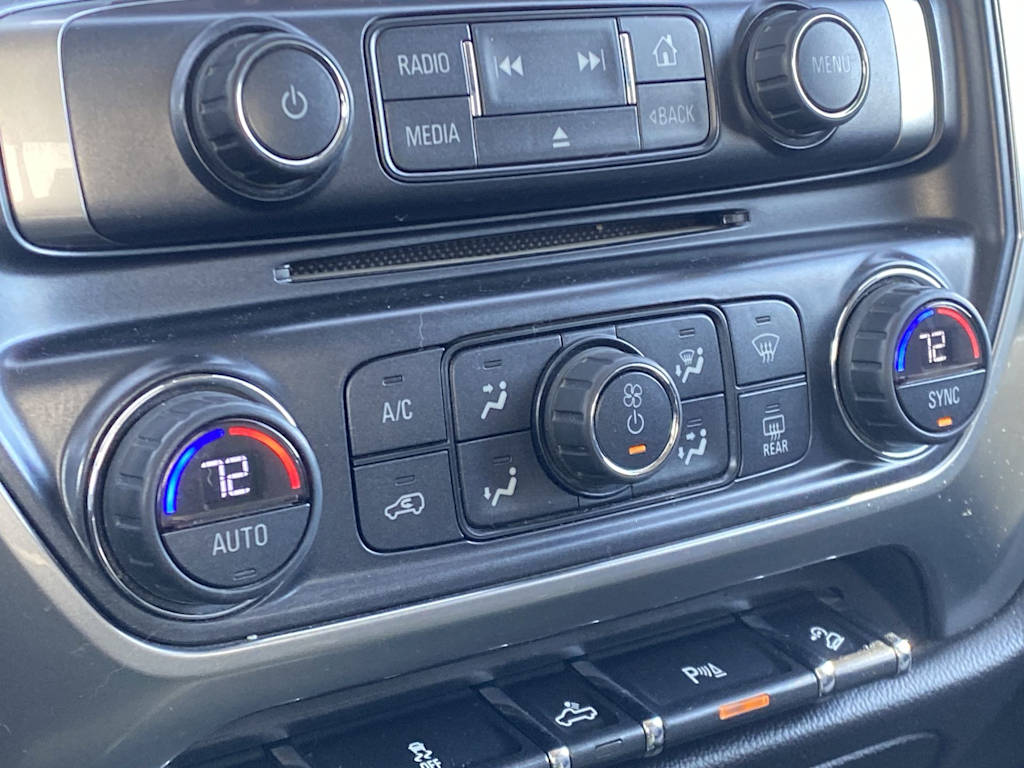 Thumbnail: 2016 Chevrolet Silverado 1500 - 25