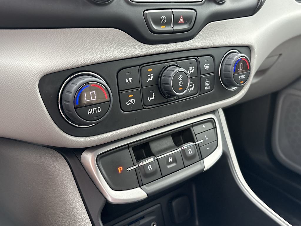 Thumbnail: 2022 GMC Terrain - 28