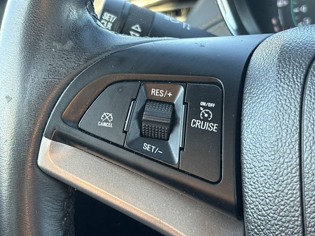Thumbnail: 2019 Chevrolet Trax - 33