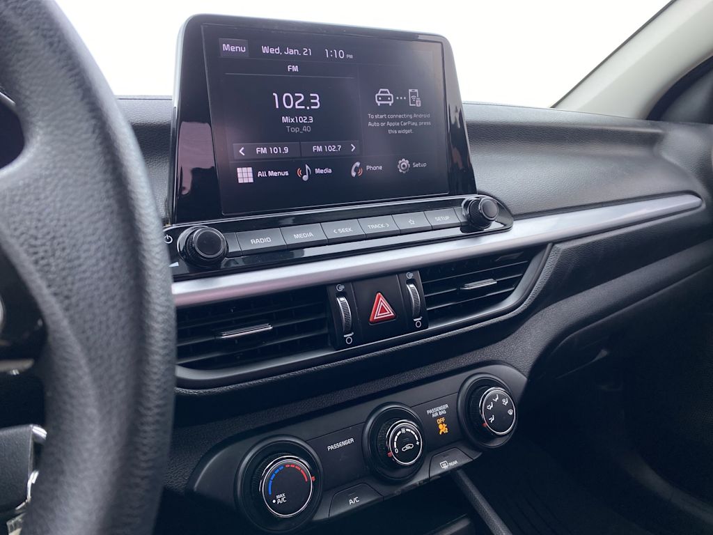 Thumbnail: 2023 Kia Forte - 10