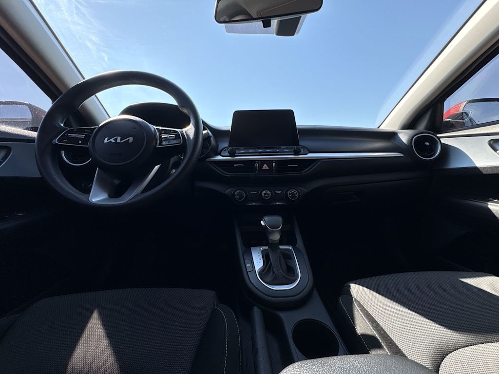 Thumbnail: 2023 Kia Forte - 2