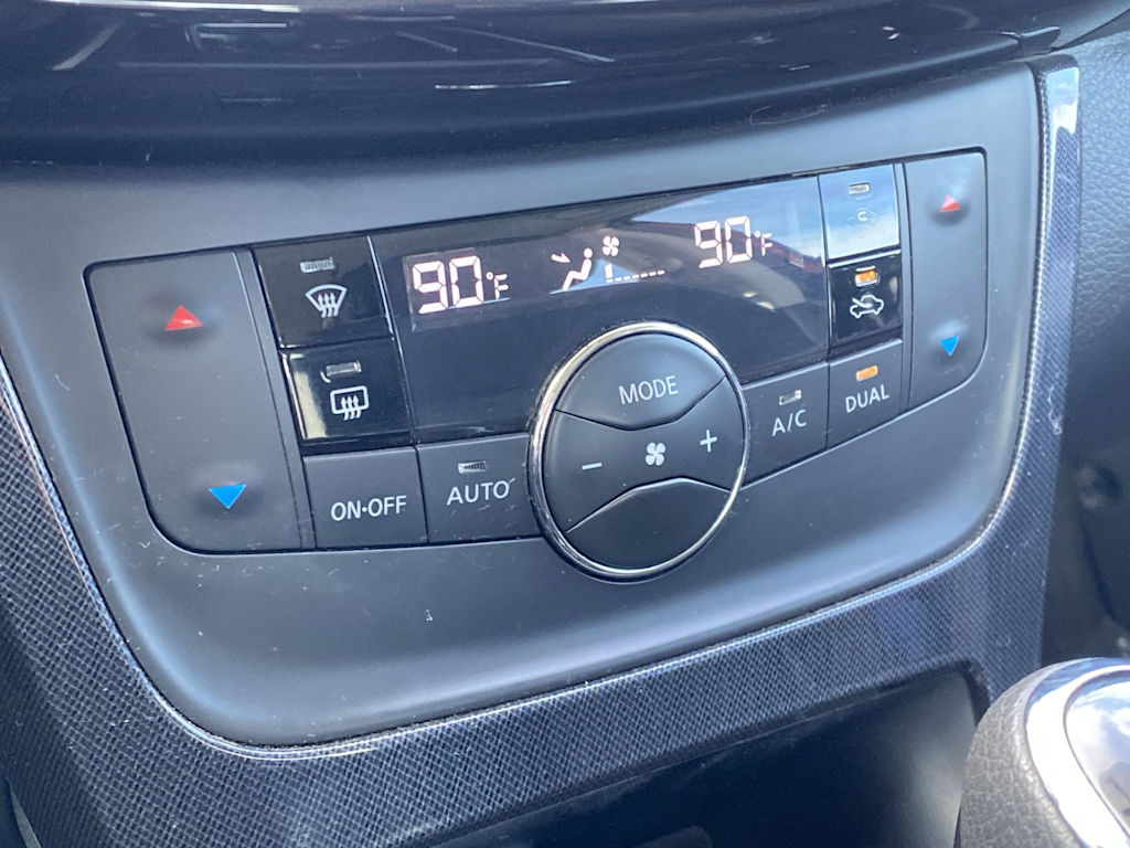 Thumbnail: 2019 Nissan Sentra - 27