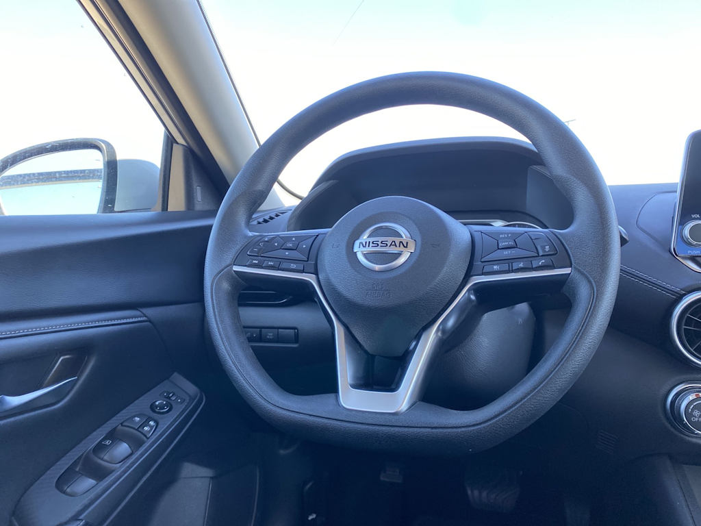 Thumbnail: 2023 Nissan Sentra - 8
