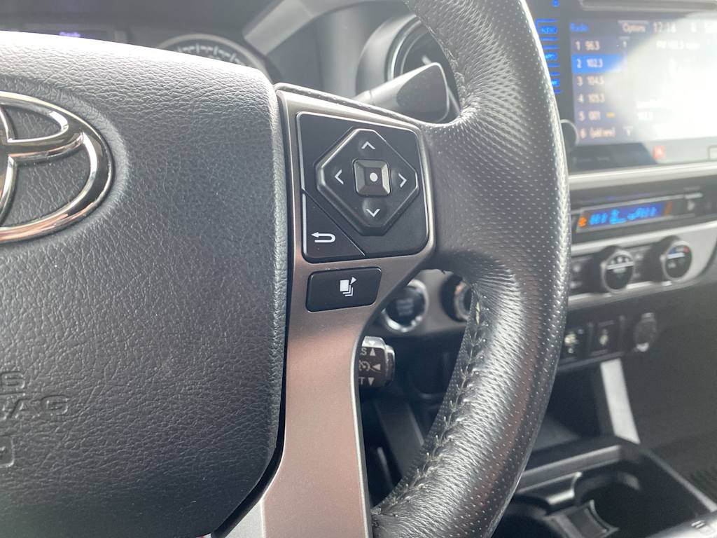 Thumbnail: 2017 Toyota Tacoma - 25