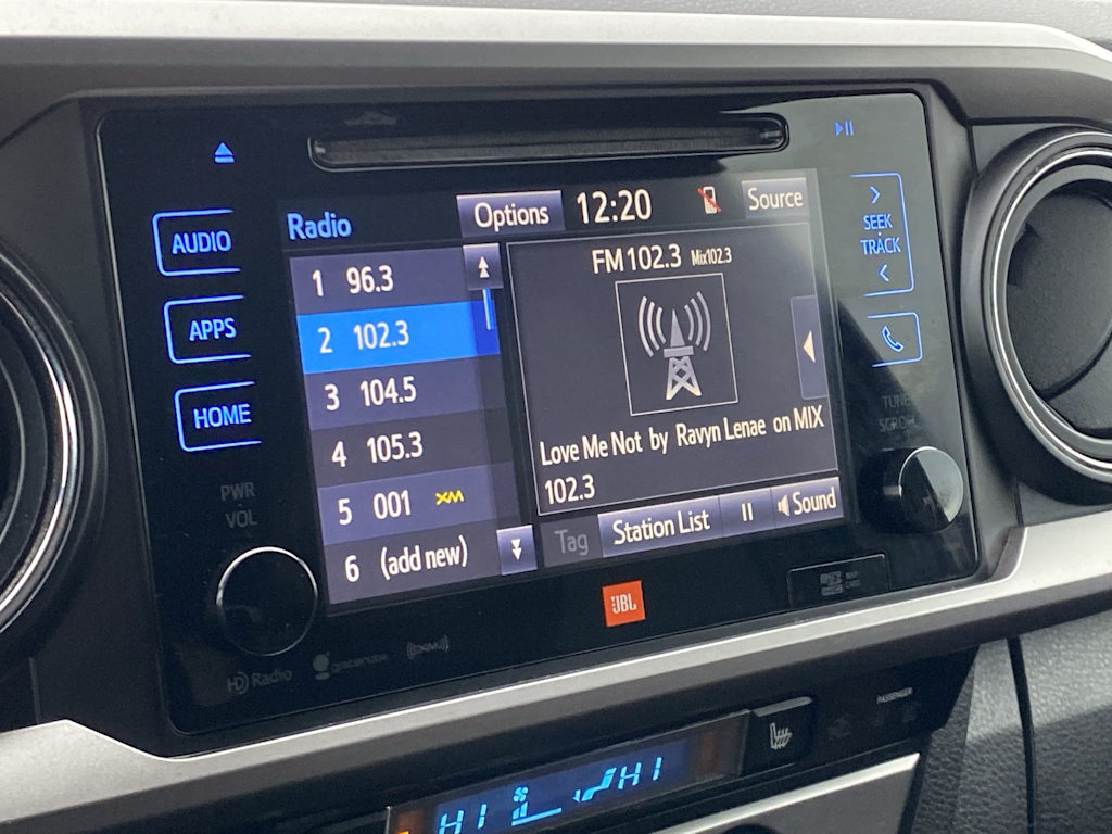 Thumbnail: 2017 Toyota Tacoma - 31