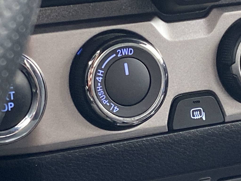 Thumbnail: 2023 Toyota Tacoma - 28