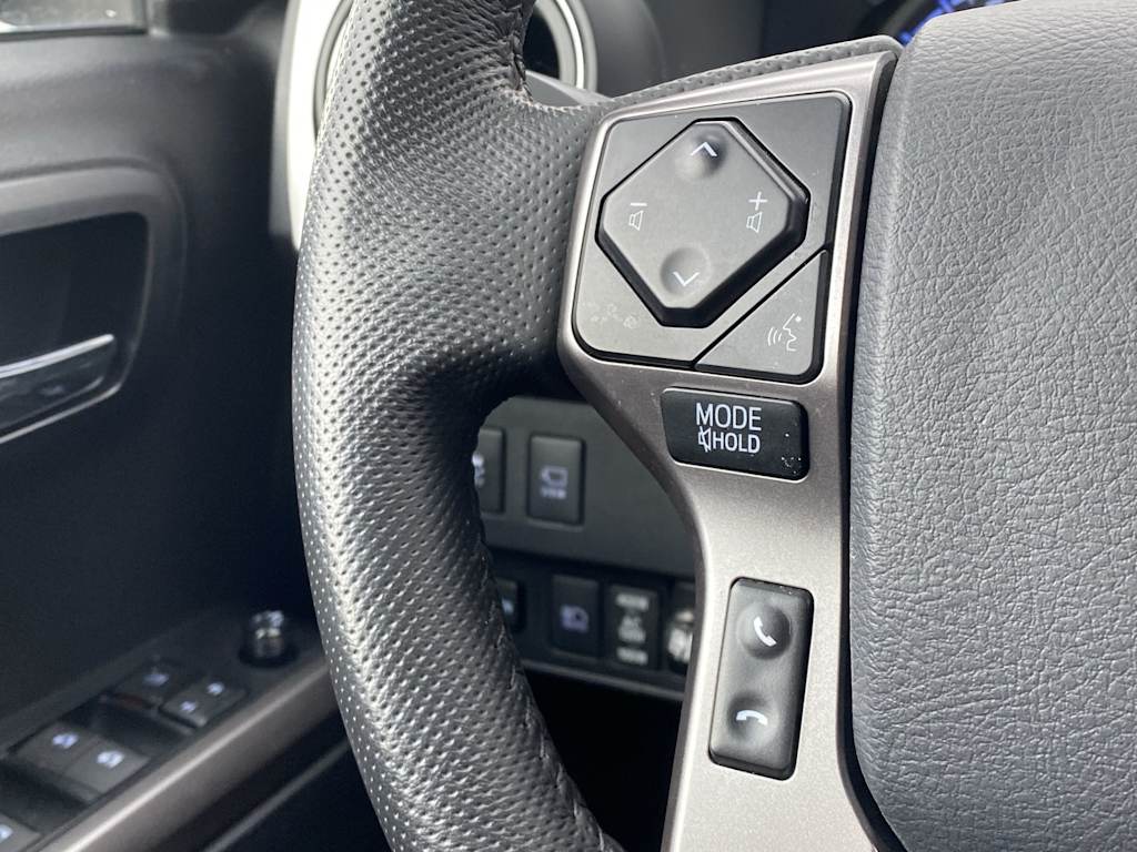 Thumbnail: 2023 Toyota Tacoma - 25