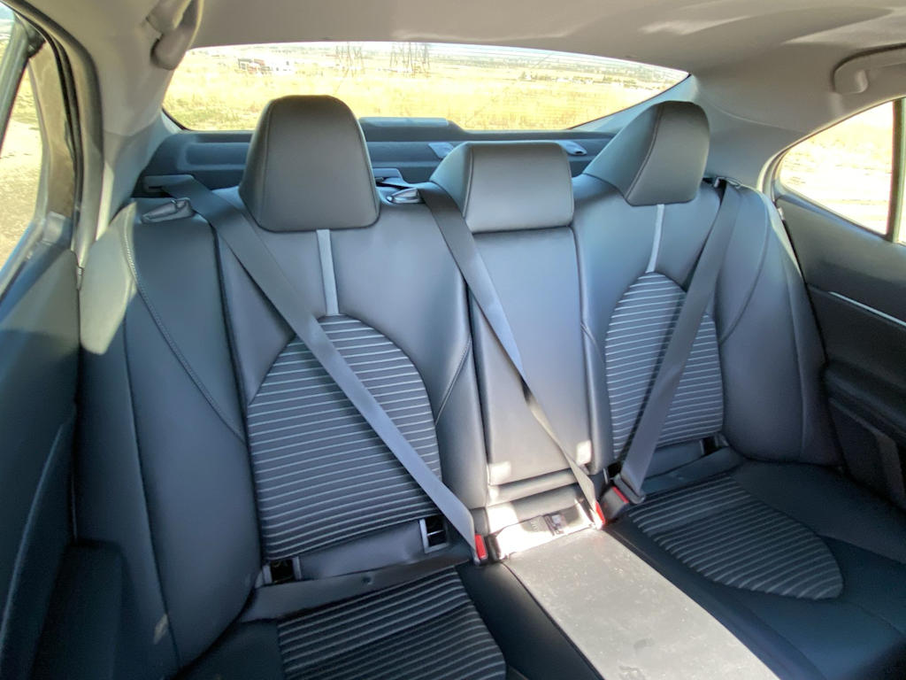 Thumbnail: 2021 Toyota Camry - 9