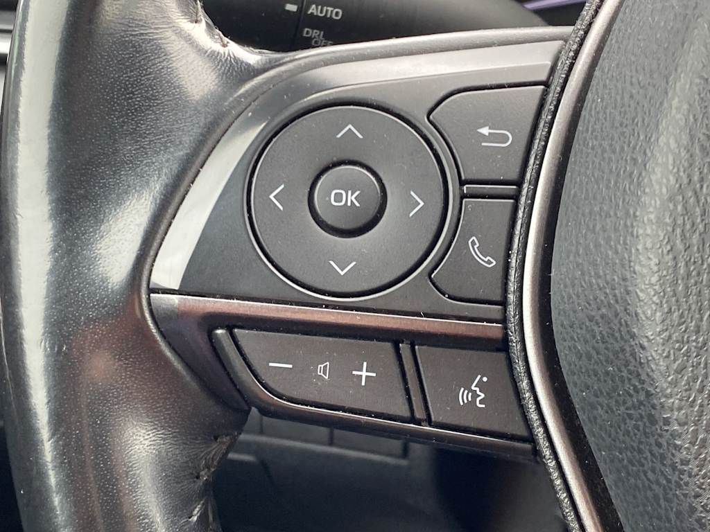 Thumbnail: 2021 Toyota Camry - 27