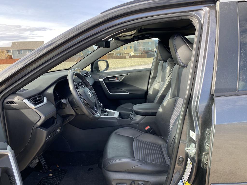 Thumbnail: 2021 Toyota RAV4 - 9