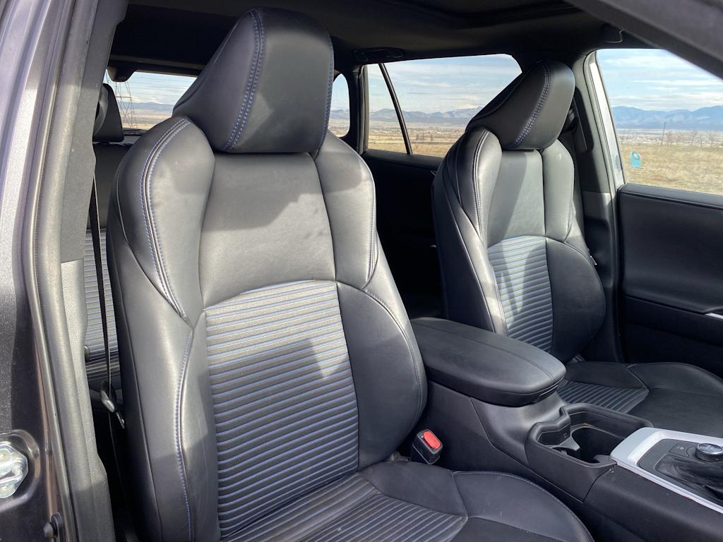 Thumbnail: 2021 Toyota RAV4 - 10