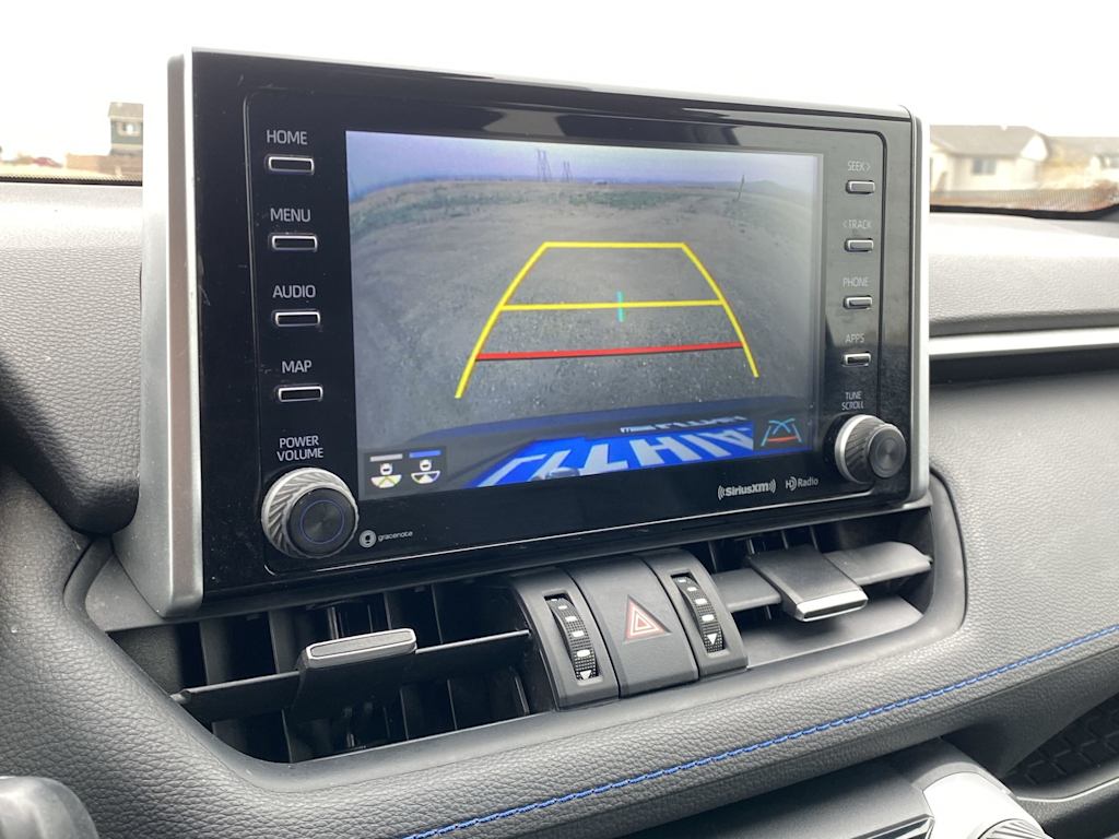 Thumbnail: 2021 Toyota RAV4 - 32