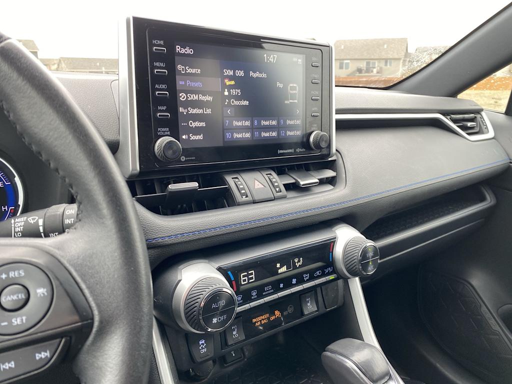 Thumbnail: 2021 Toyota RAV4 - 12